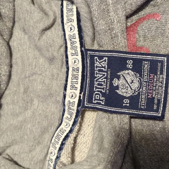Victoria Secret PINK hoodie Size Medium - Picture 4 of 4